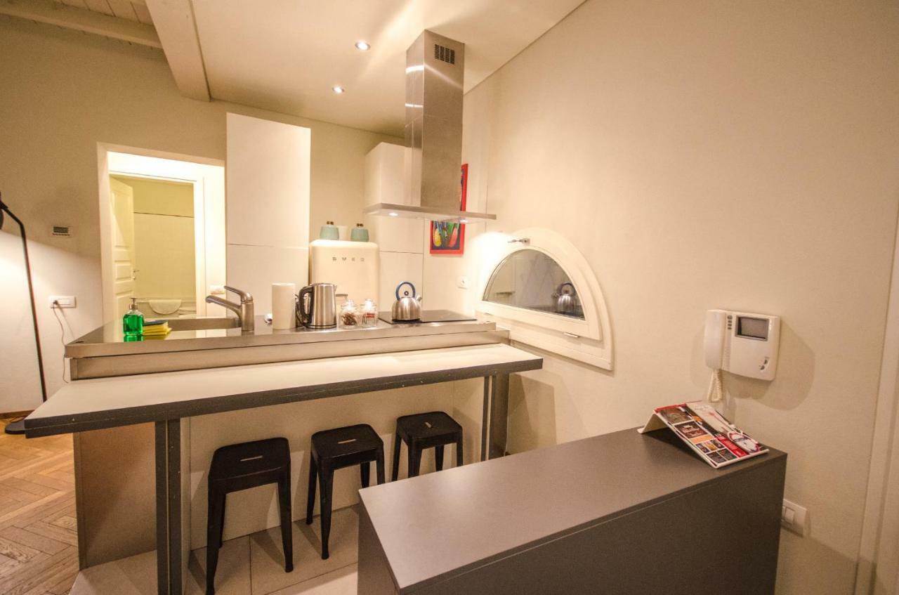 Azeglio Apartment, A Due Passi Da Piazza Maggiore بولونيا المظهر الخارجي الصورة