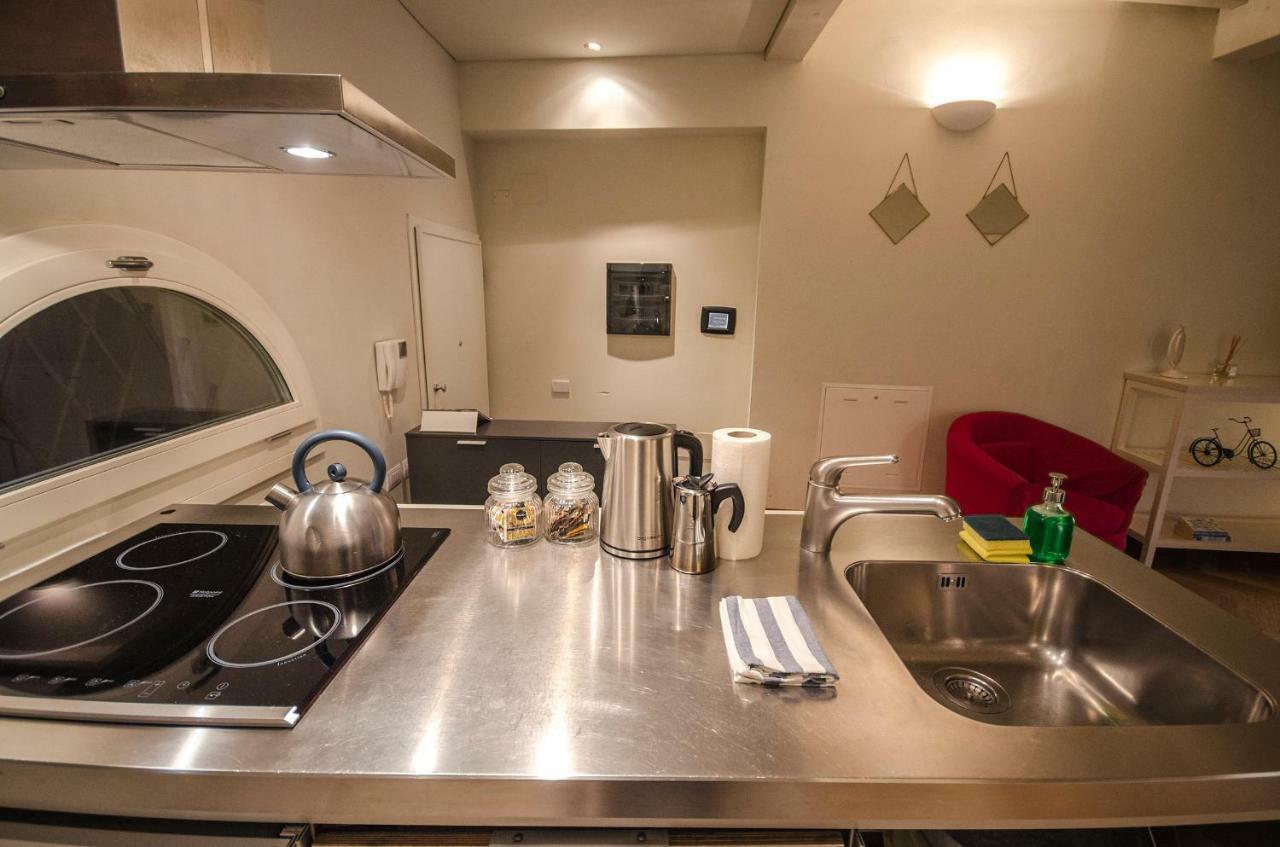 Azeglio Apartment, A Due Passi Da Piazza Maggiore بولونيا المظهر الخارجي الصورة