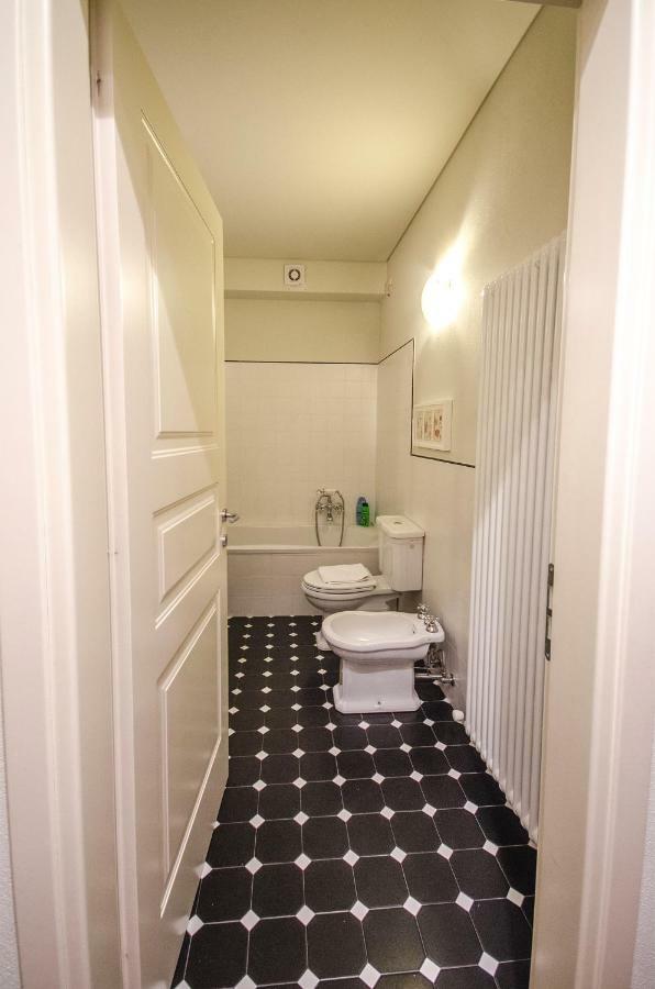 Azeglio Apartment, A Due Passi Da Piazza Maggiore بولونيا المظهر الخارجي الصورة