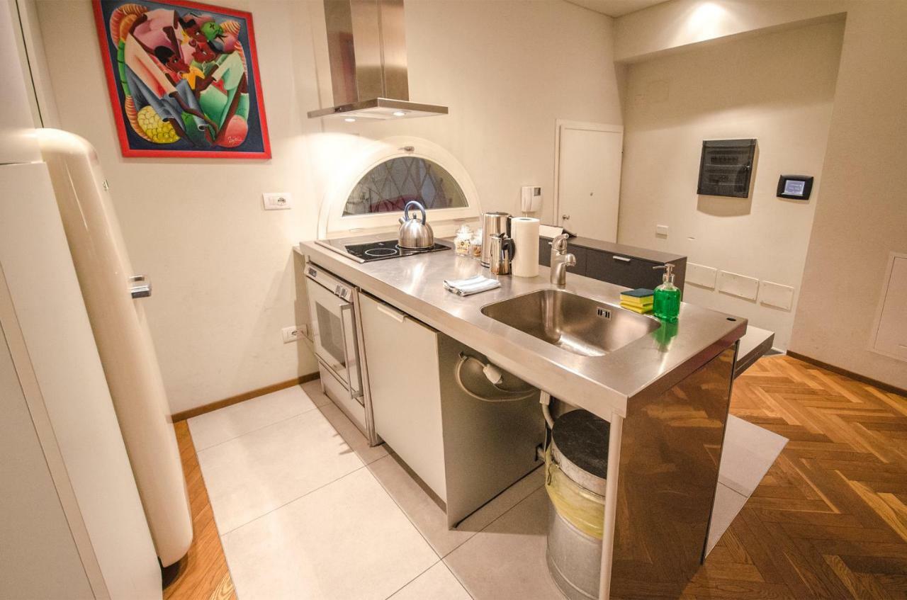 Azeglio Apartment, A Due Passi Da Piazza Maggiore بولونيا المظهر الخارجي الصورة