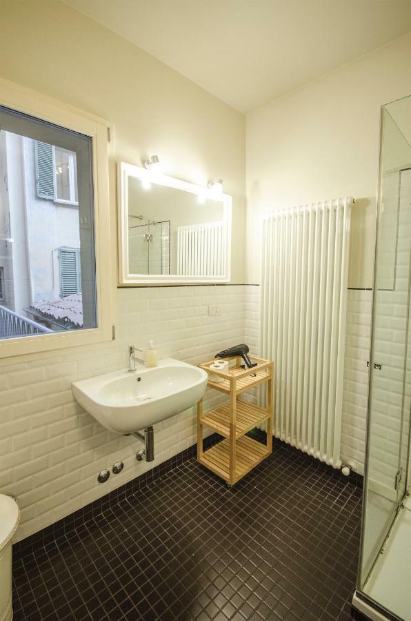 Azeglio Apartment, A Due Passi Da Piazza Maggiore بولونيا المظهر الخارجي الصورة