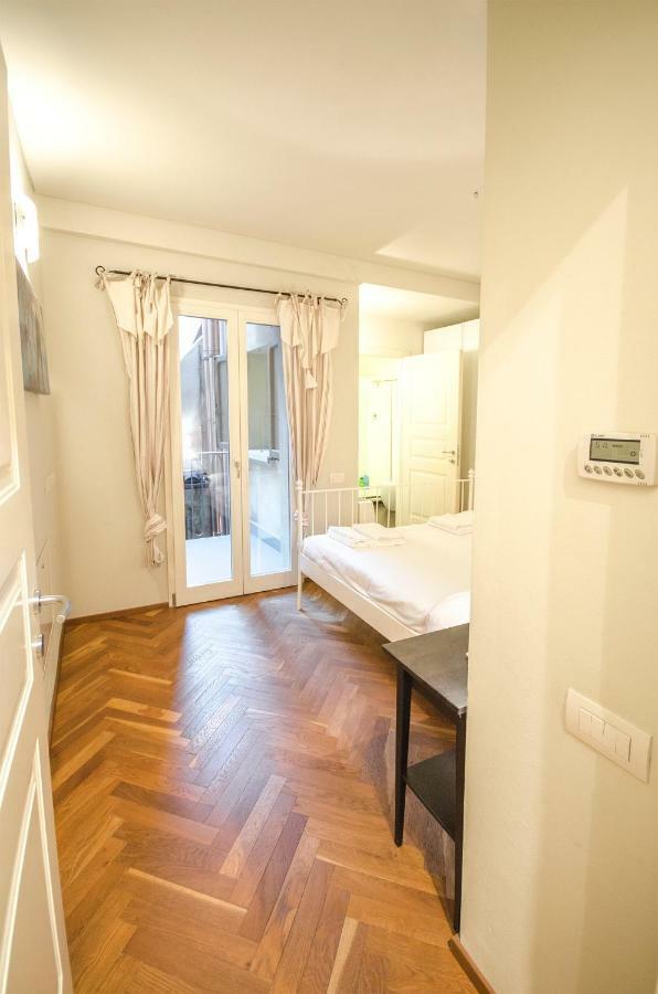 Azeglio Apartment, A Due Passi Da Piazza Maggiore بولونيا المظهر الخارجي الصورة