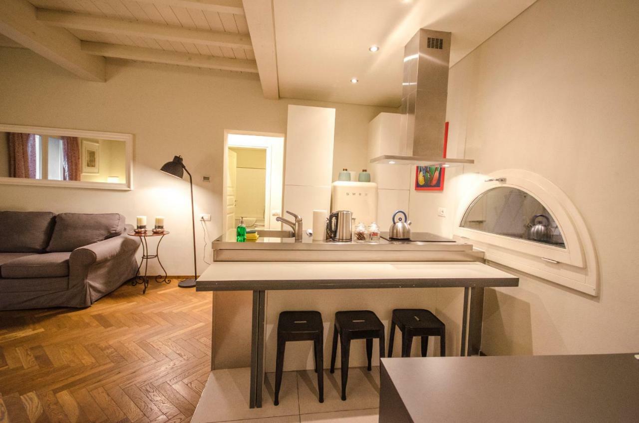 Azeglio Apartment, A Due Passi Da Piazza Maggiore بولونيا المظهر الخارجي الصورة